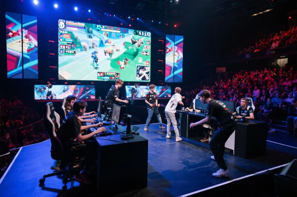 电竞世界精彩呈现：在乐鱼体育畅享Dota 2与英雄联盟大型赛事